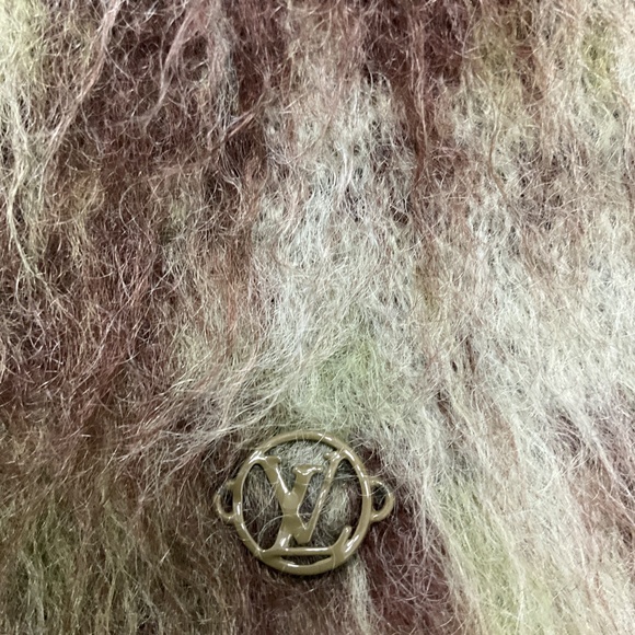 LOUIS VUITTON MEN'S GREEN / BLUE / BROWN 2019 MOHAIR KNIT TURTLENECK SWEATER - Picture 5 of 7